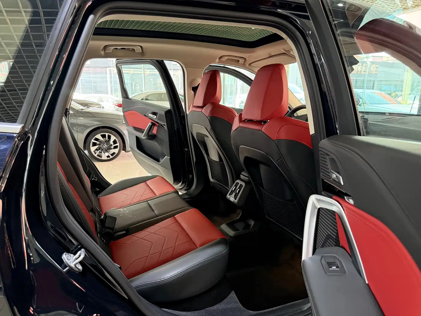 BMW X1 2023 sDrive20Li X Design Package фото 10