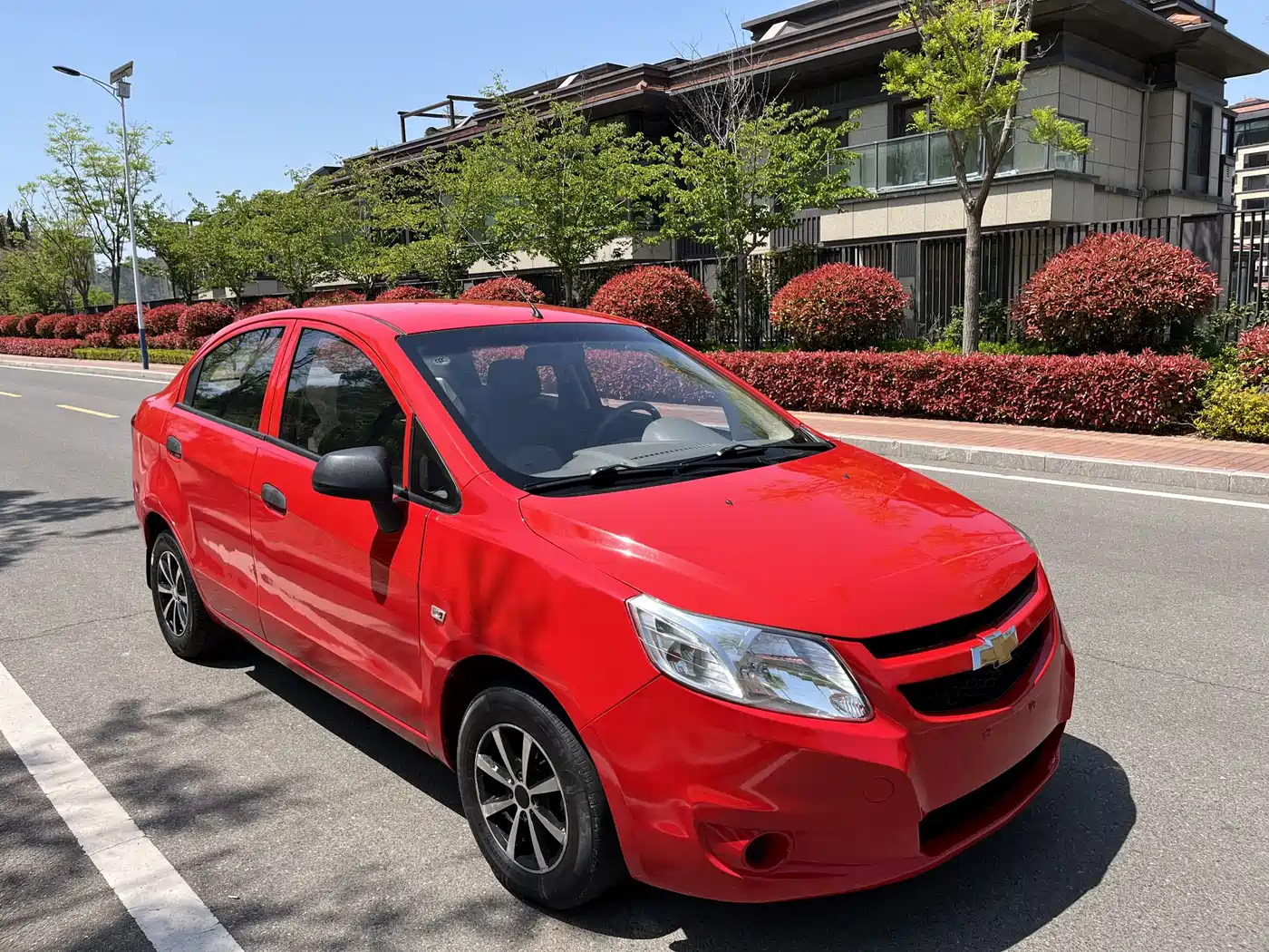 Chevrolet Sail 2013 Sedan 1.2L Manual Fashion Happiness Edition фото 3