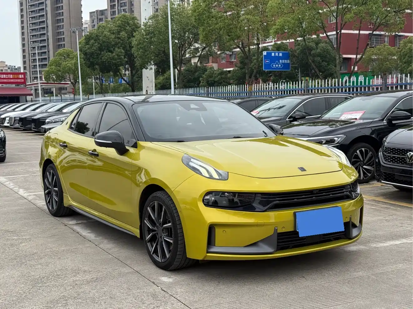 Lynk & Co 03 2021 03+ 2.0TD Auto Wind Rider Edition фото 3