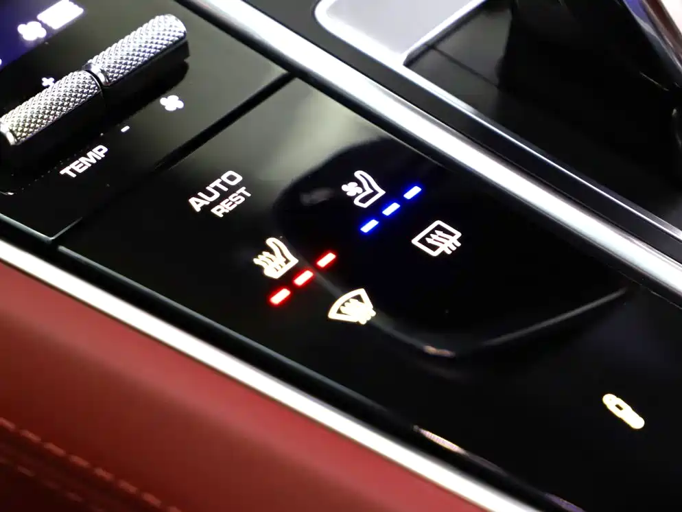 Photo 8 - Porsche Panamera