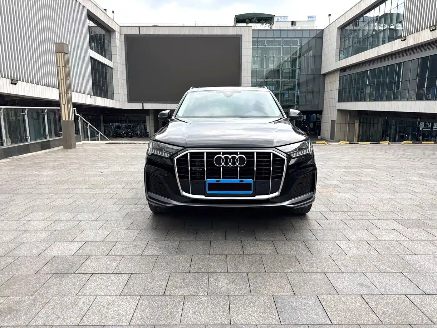 صورة 2 - Audi Q7