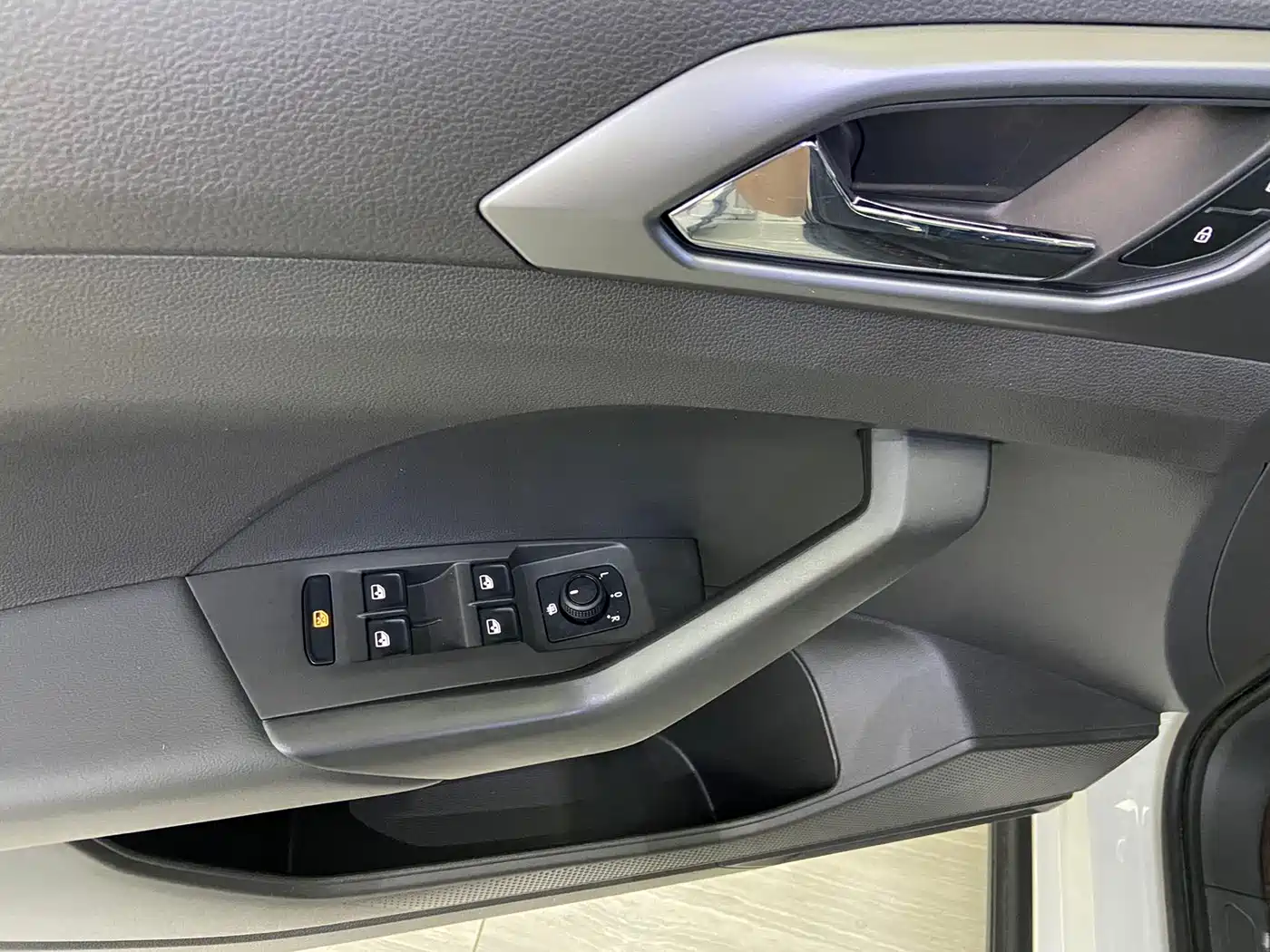 Volkswagen T-Cross 2022 280TSI DSG Comfort Edition фото 16