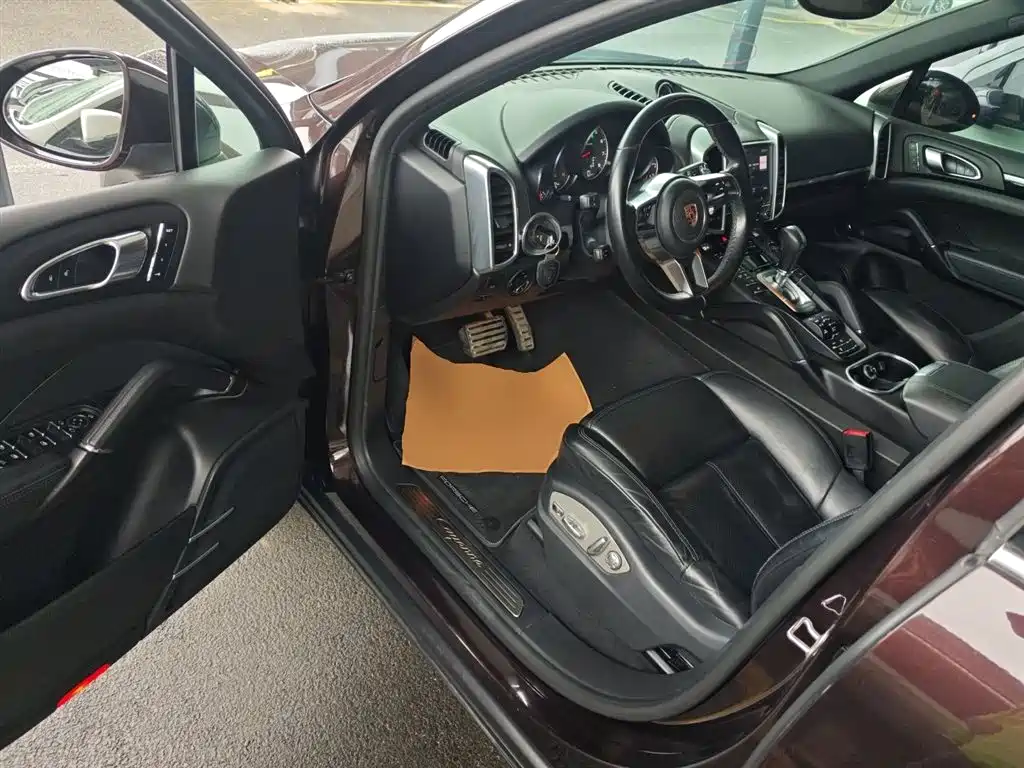 Porsche Cayenne 2016 Cayenne 3.0T фото 16