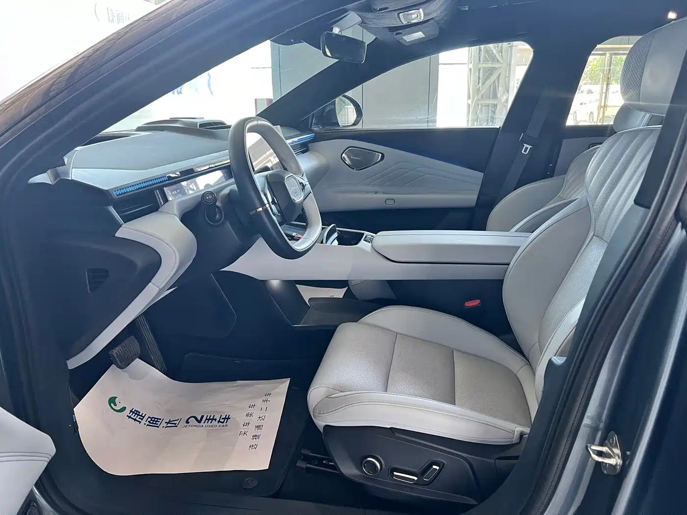 Lynk & Co Z10 2025 Model 95kWh 806km RWD Smart Drive Max фото 22