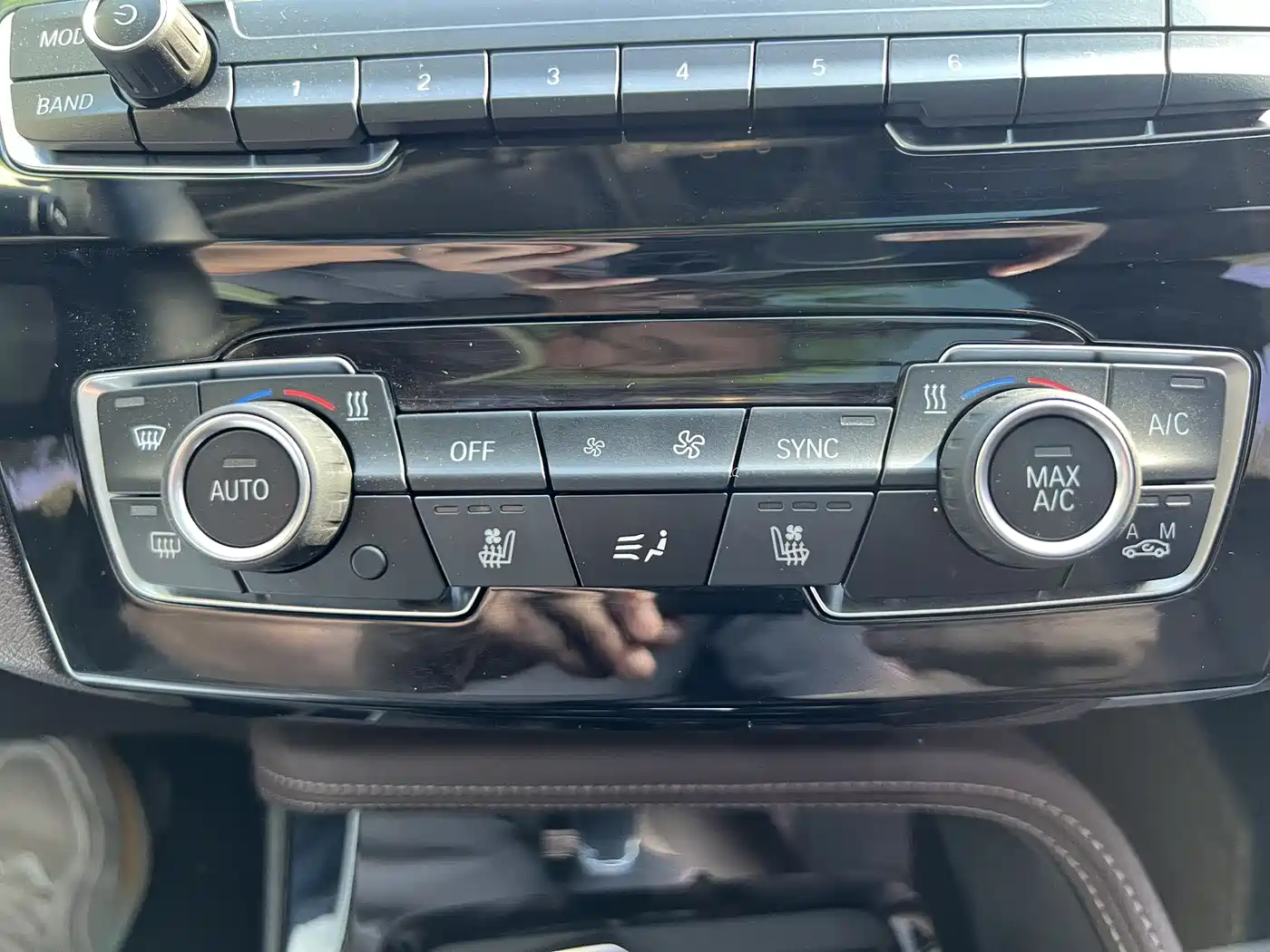 BMW X1 2022 sDrive20Li Premium фото 8