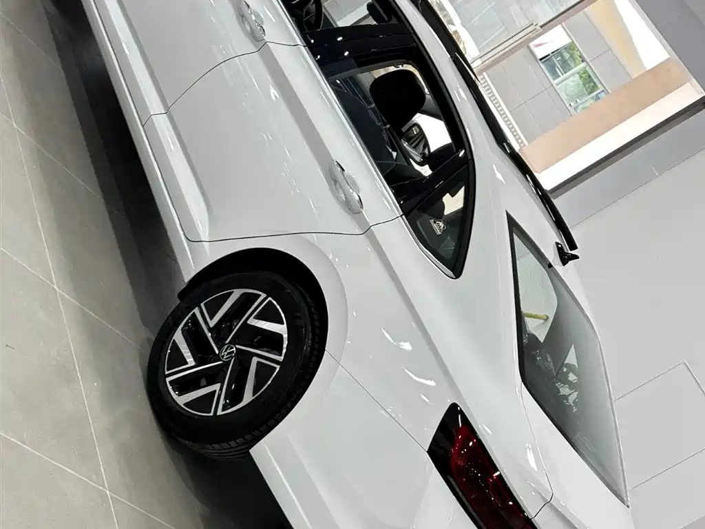 Volkswagen Sagitar 2026 Model Year Facelift 30 Million Special Edition 300TSI DSG Premium Edition фото 23