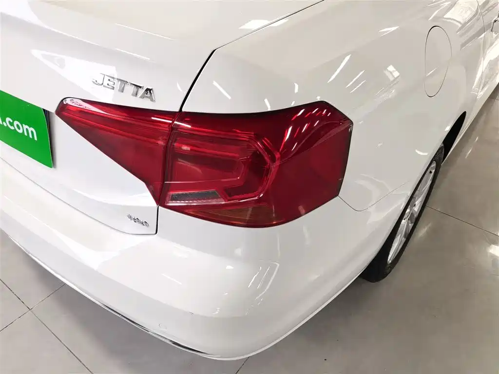 Volkswagen Jetta 2017 1.5L Automatic Comfort фото 8
