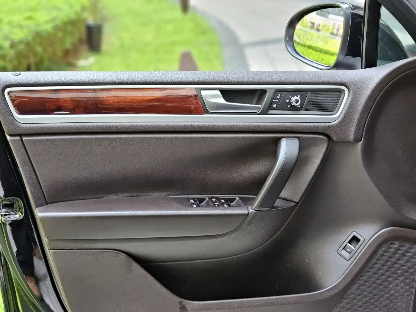 Volkswagen Touareg 2011 3.0TSI Comfort фото 20