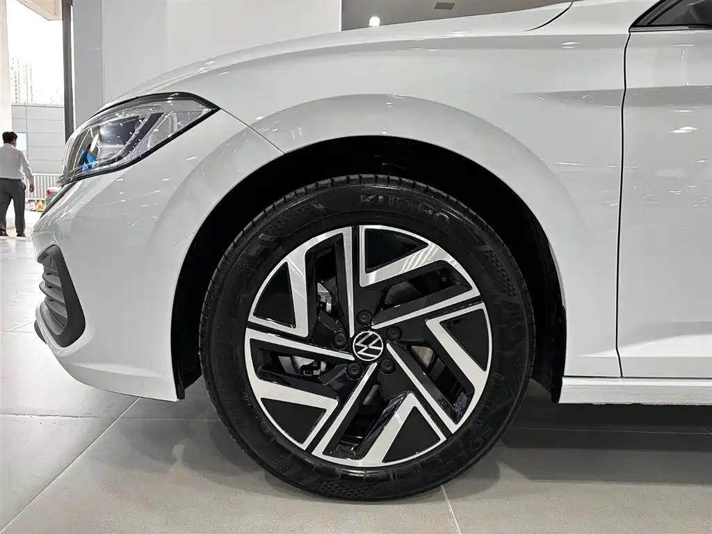 Volkswagen Sagitar 2026 Model Year Facelift 30 Million Special Edition 300TSI DSG Premium Edition фото 32