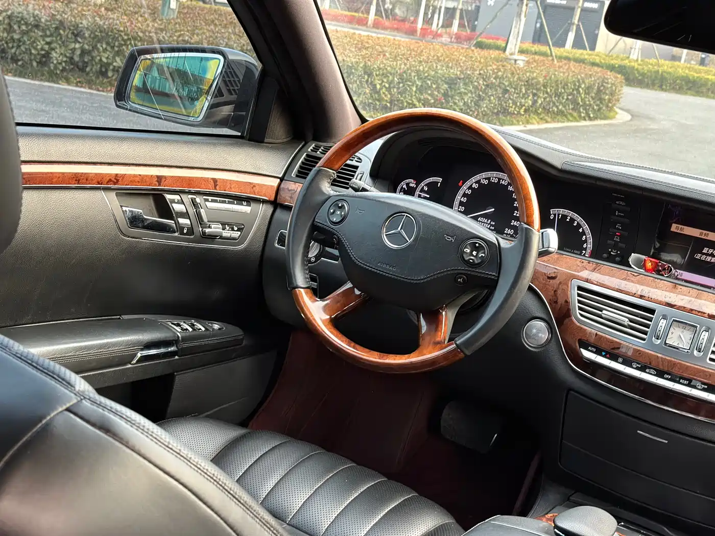 Mercedes-Benz S-Class 2010 S 300 L Luxury фото 12