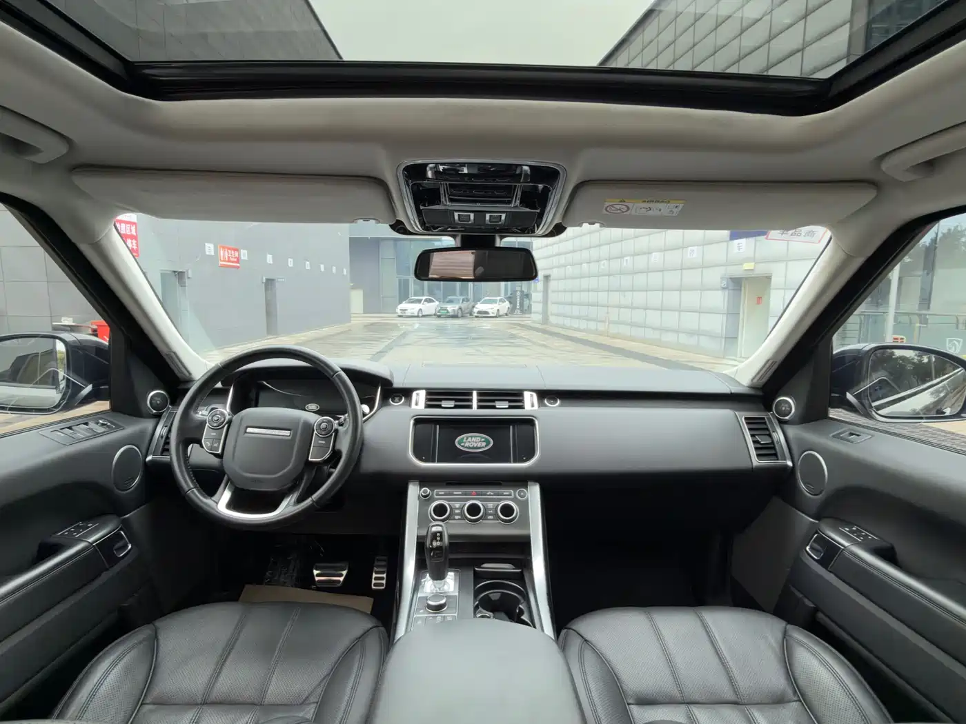 Land Rover Range Rover Sport 2016 Model 3.0 SC V6 HSE DYNAMIC фото 5
