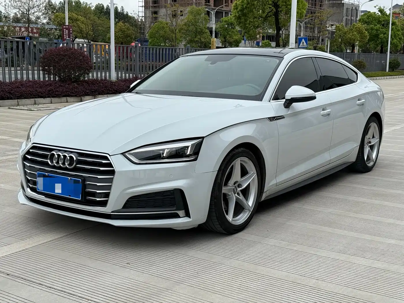 Audi A5 (Import) 2017 Sportback 40 TFSI Fashion фото 3