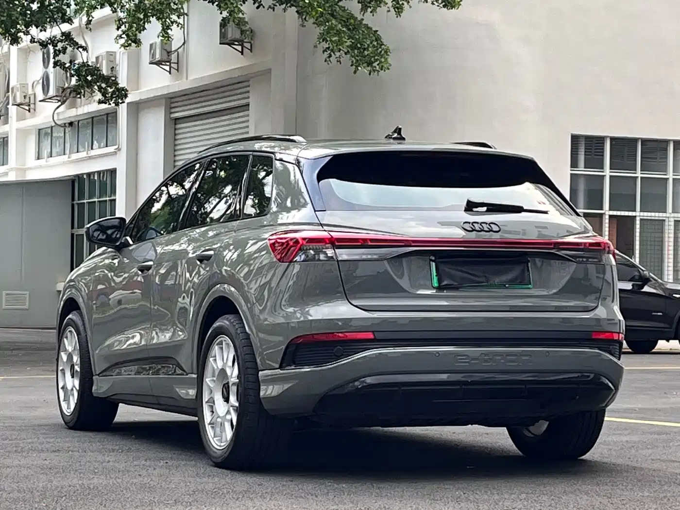 Audi Q4 e-tron 2023 40 e-tron Pioneer Edition фото 17