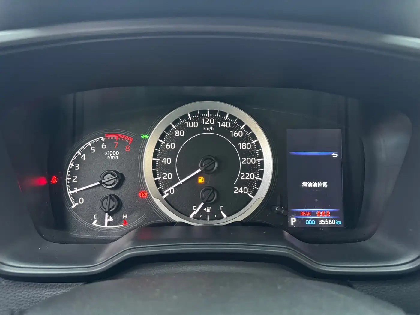 Toyota Levin 2022 185T CVT Luxury Edition фото 11