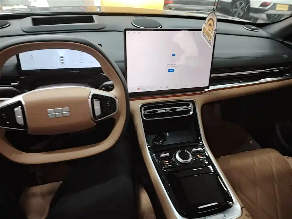 Geely Galaxy Galaxy A7 2025 EM-i фото 10