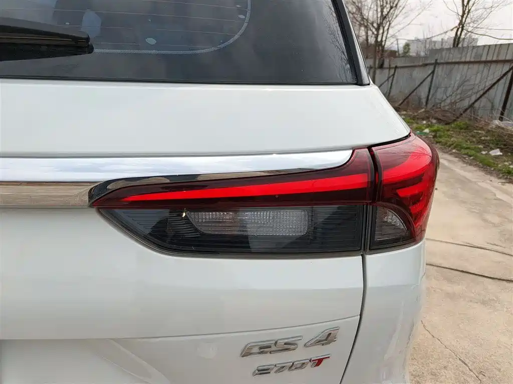 GAC Trumpchi Trumpchi GS4 2022 270T Auto Tech Edition фото 8