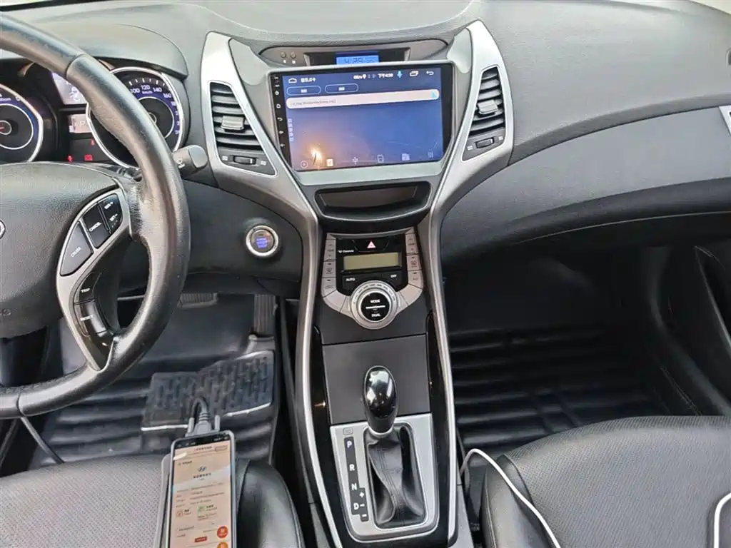 Hyundai Langdong 2015 1.6L Auto Exclusive фото 13
