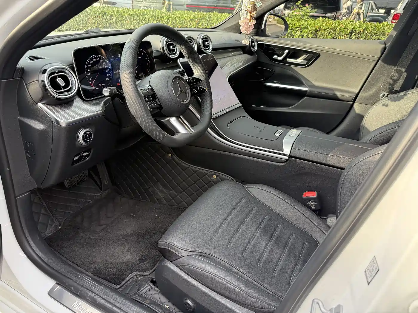 Mercedes-Benz C-Class 2025 Facelift C 260 L Sport Edition фото 7