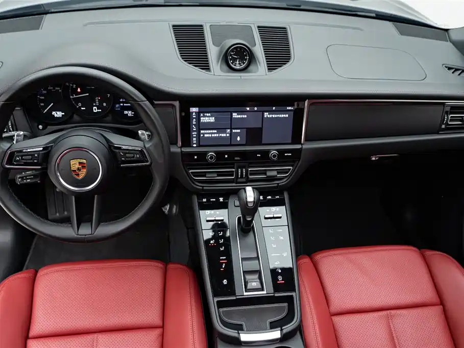 Porsche Macan 2023 Macan 2.0T фото 10