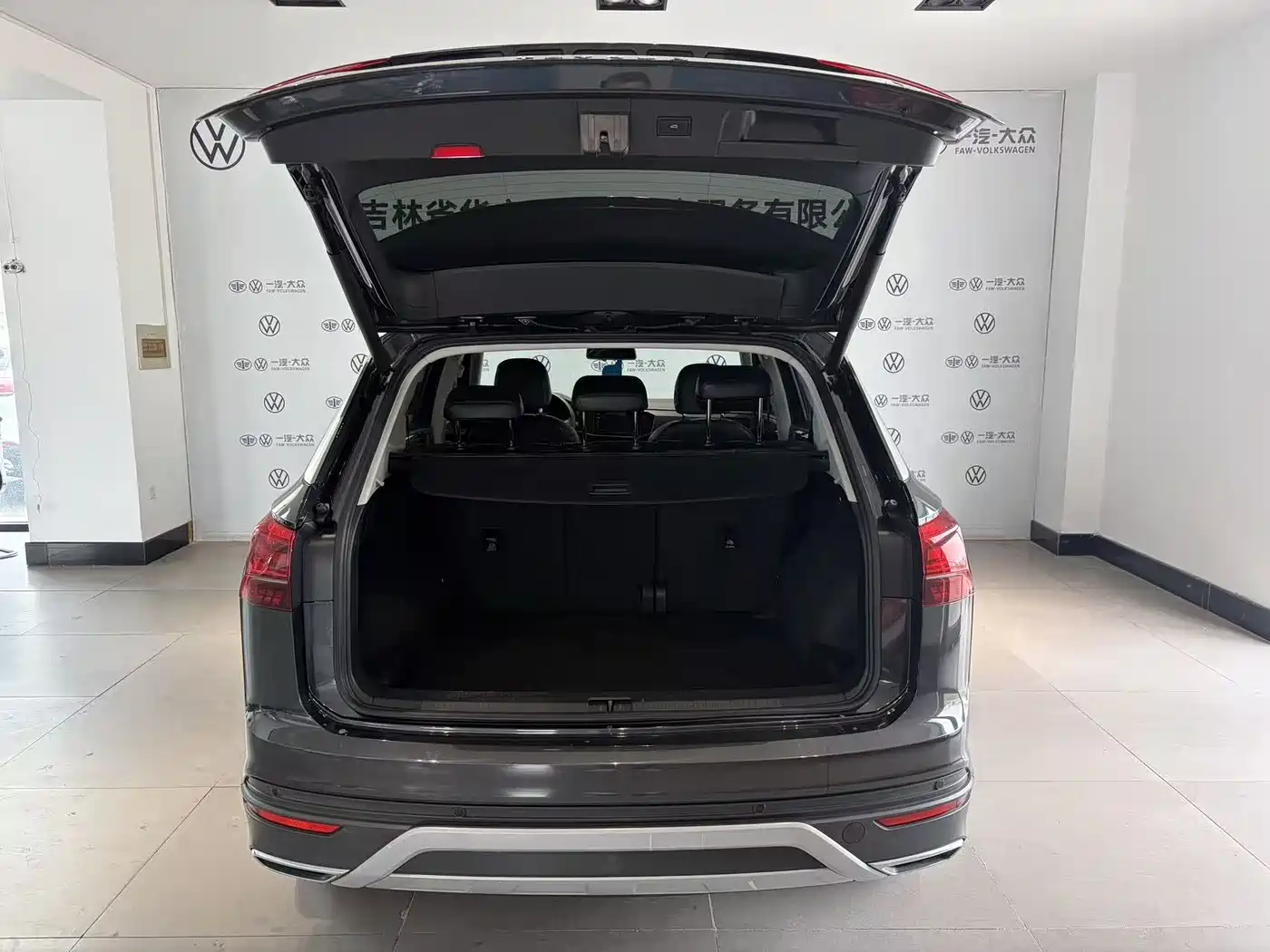 Volkswagen Tayron 2020 280TSI 2WD Comfort Smart Edition фото 10