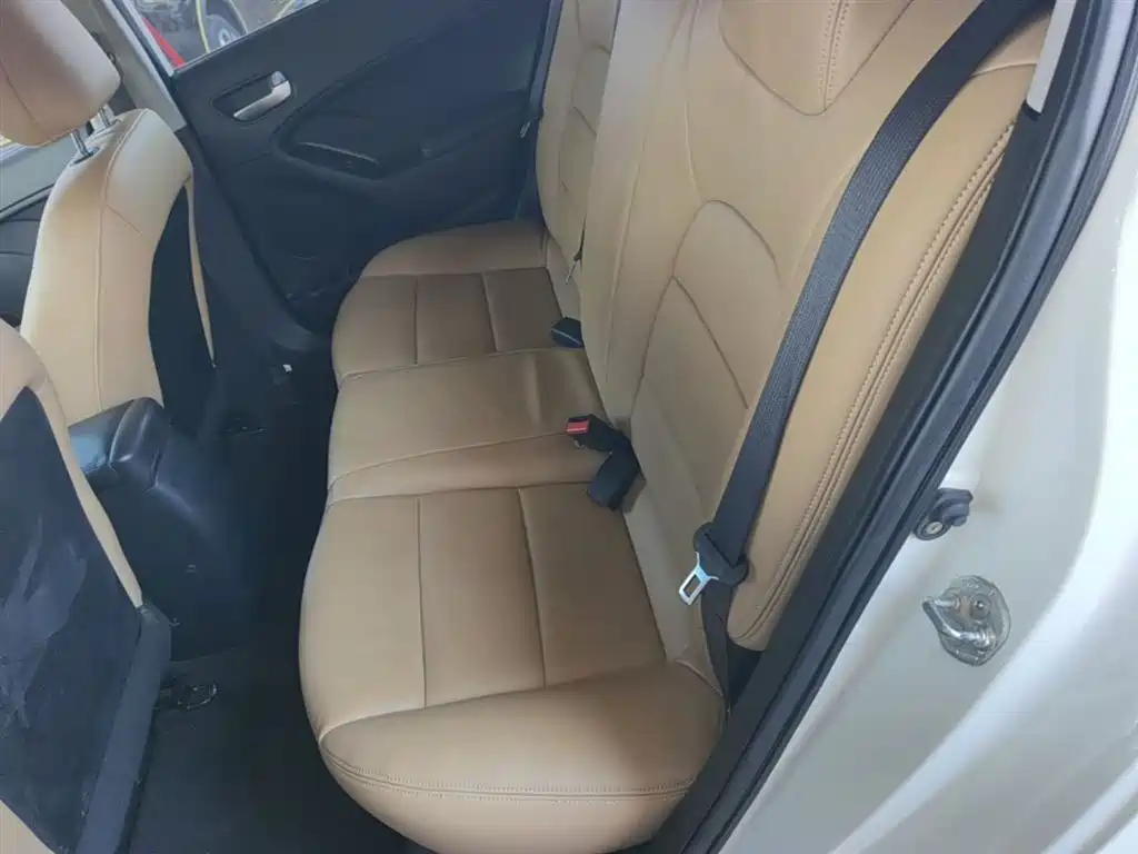 Kia K3 2016 1.6L Automatic GL фото 17