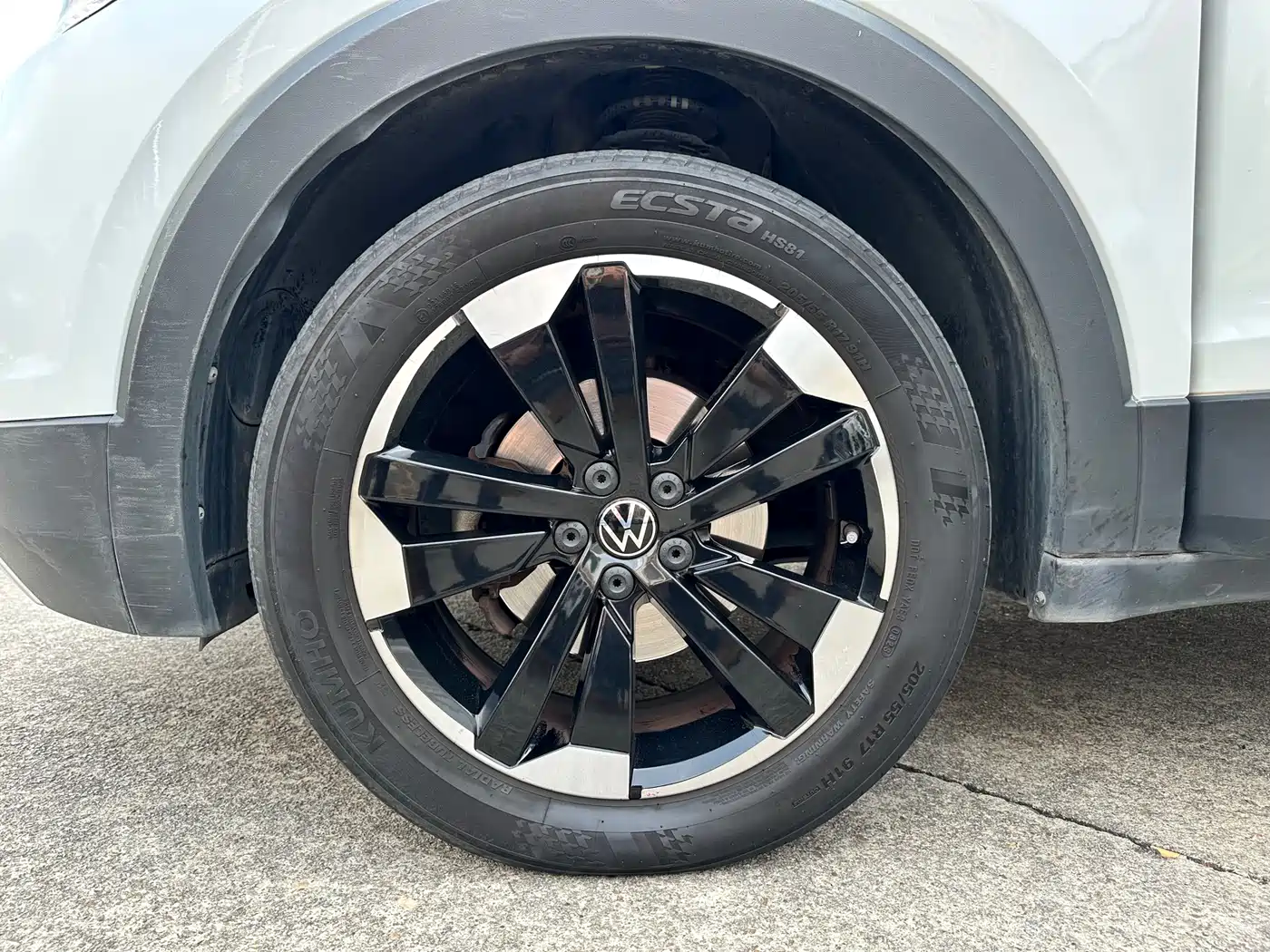 Volkswagen Tanying 2021 1.5L Automatic Smart Connect Edition фото 19