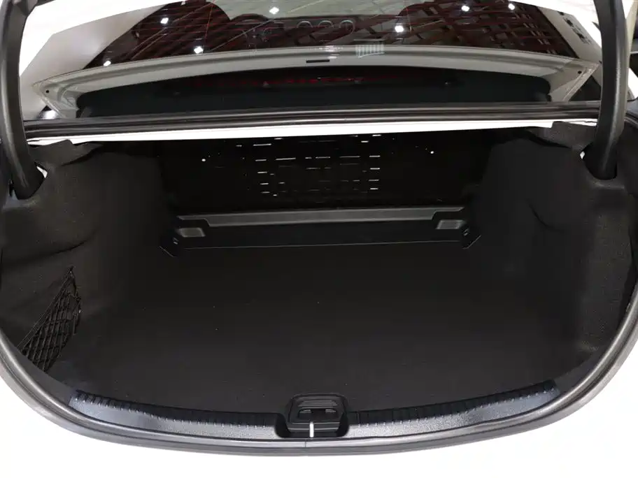Mercedes-Benz C-Class 2024 Facelift C 260 L Sport фото 16