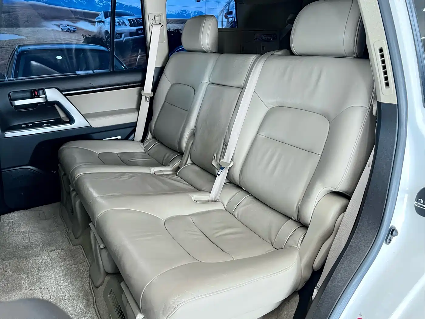 Toyota Land Cruiser 2007 4.7L Automatic VX-R фото 10