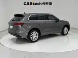Фото 5 - Volkswagen Touareg