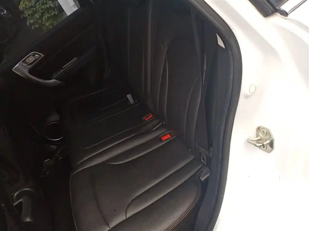 Haval H6 2016 Upgrade Edition 1.5T Automatic 2WD Elite Type фото 17