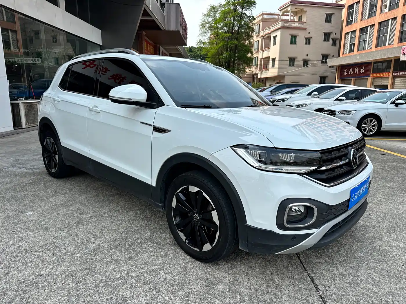 Volkswagen Tanying 2021 1.5L Automatic Smart Connect Edition фото 3