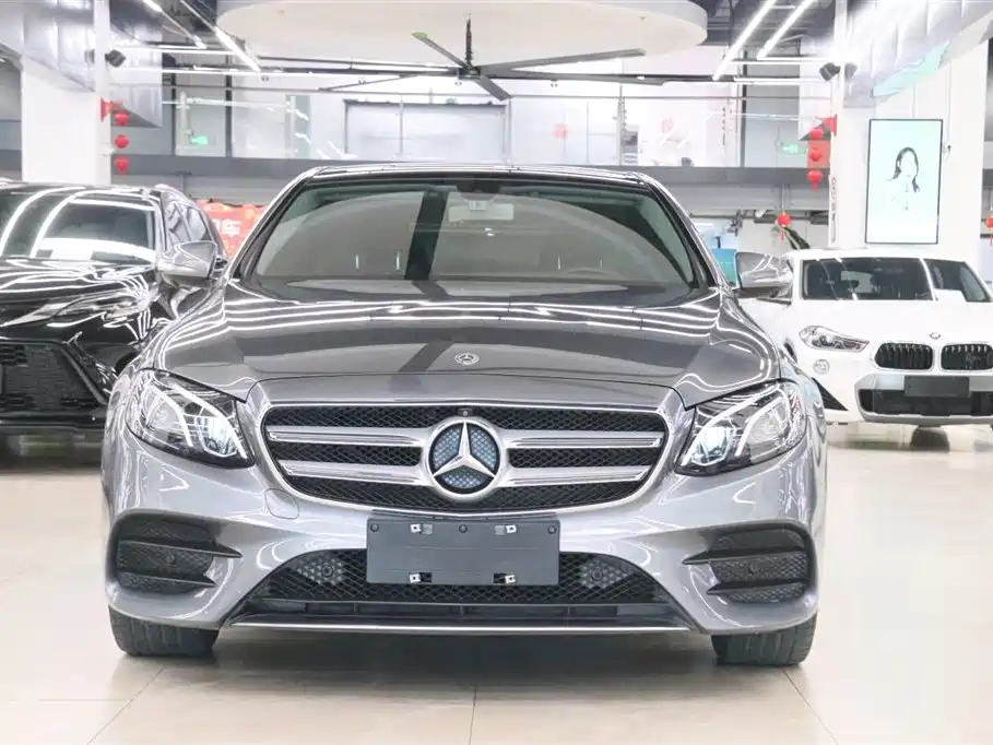 Mercedes-Benz E-Class 2019 E 300 L Sport Fashion фото 2