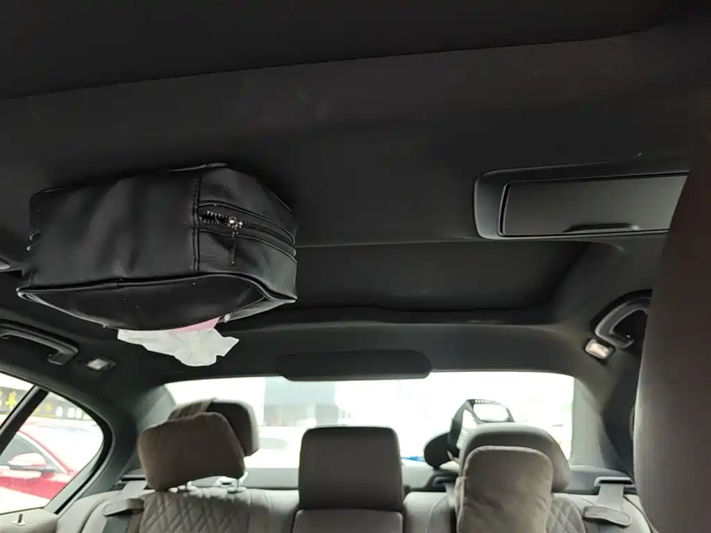 BMW 5 Series 2021 530Li Leading M Sport Package фото 25