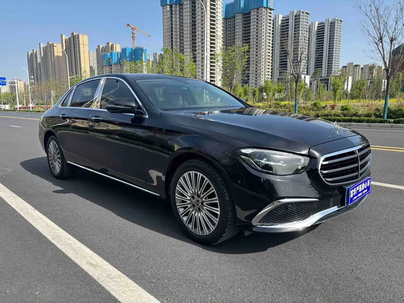 MERCEDES-BENZ E-CLASS