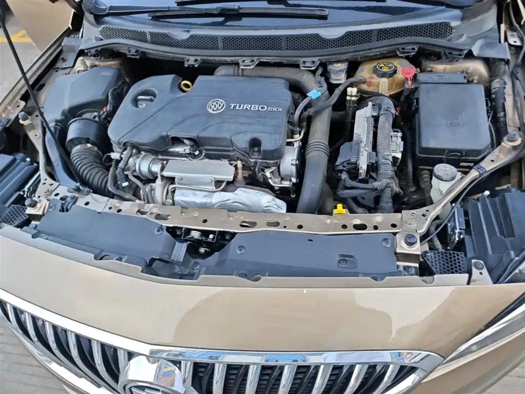 Buick Verano 2017 Sedan 20T DCT Elite фото 20