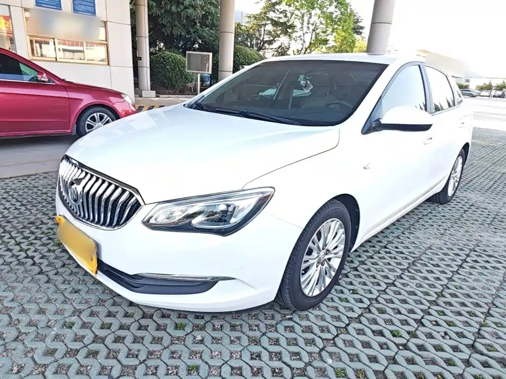 Buick Excelle 2015 15N Manual Elite фото 2