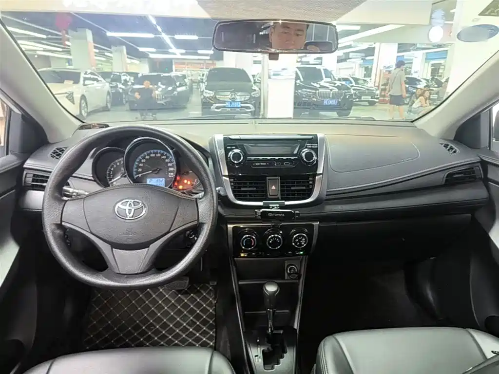 Toyota YARiS L Zhi Xuan 2019 1.5E CVT MeiDong Edition China VI фото 10
