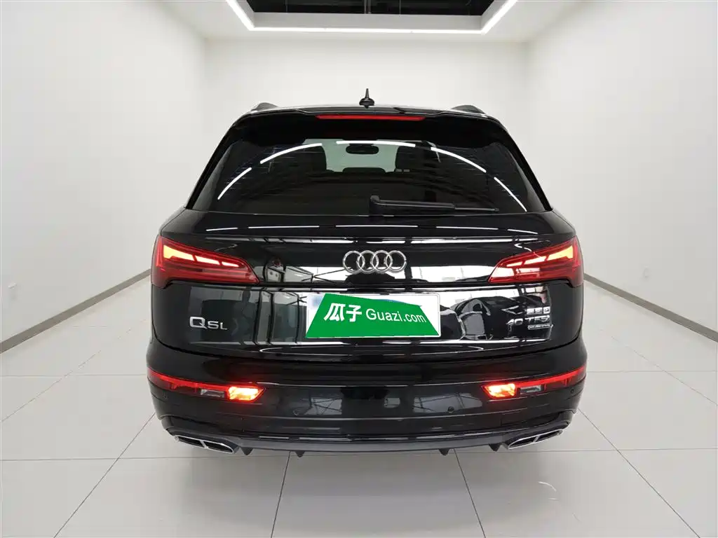 Audi Q5L 2024 Model 40 TFSI Fashion Dynamic фото 4