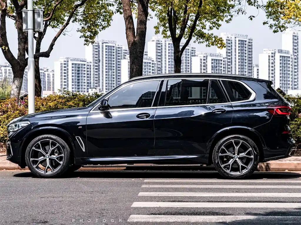 BMW X5 2022 Facelift xDrive 40Li M Sport Package фото 2