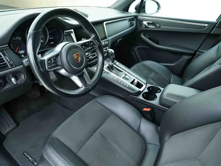 Porsche Macan 2020 Macan 2.0T фото 3