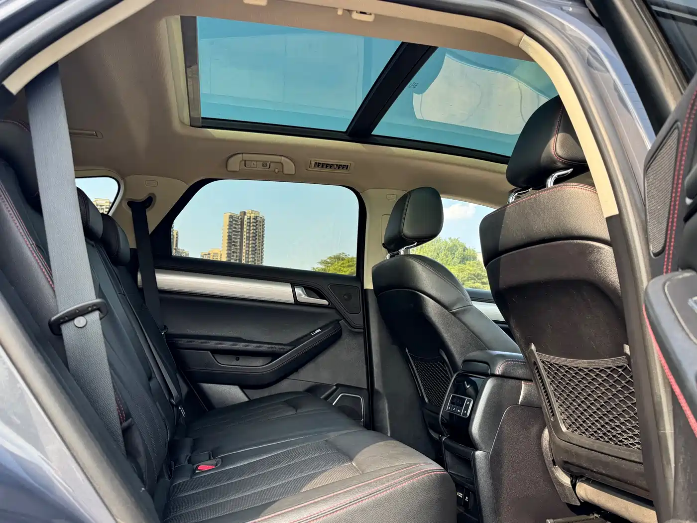 BYD Tang New Energy 2018 DM 2.0T AWD Smart Connection Enjoy Edition 7-Seater China V фото 16