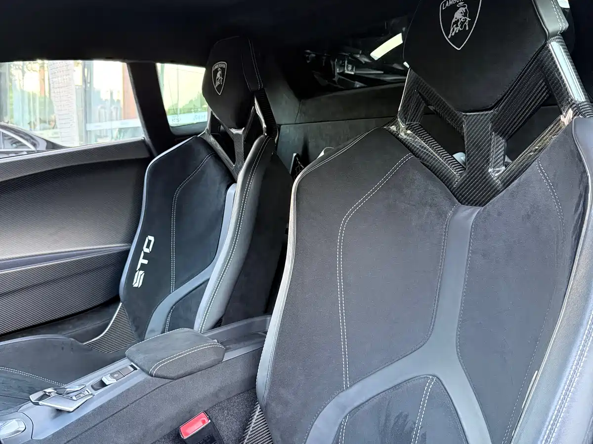 Lamborghini Huracán 2021 Huracán STO фото 16