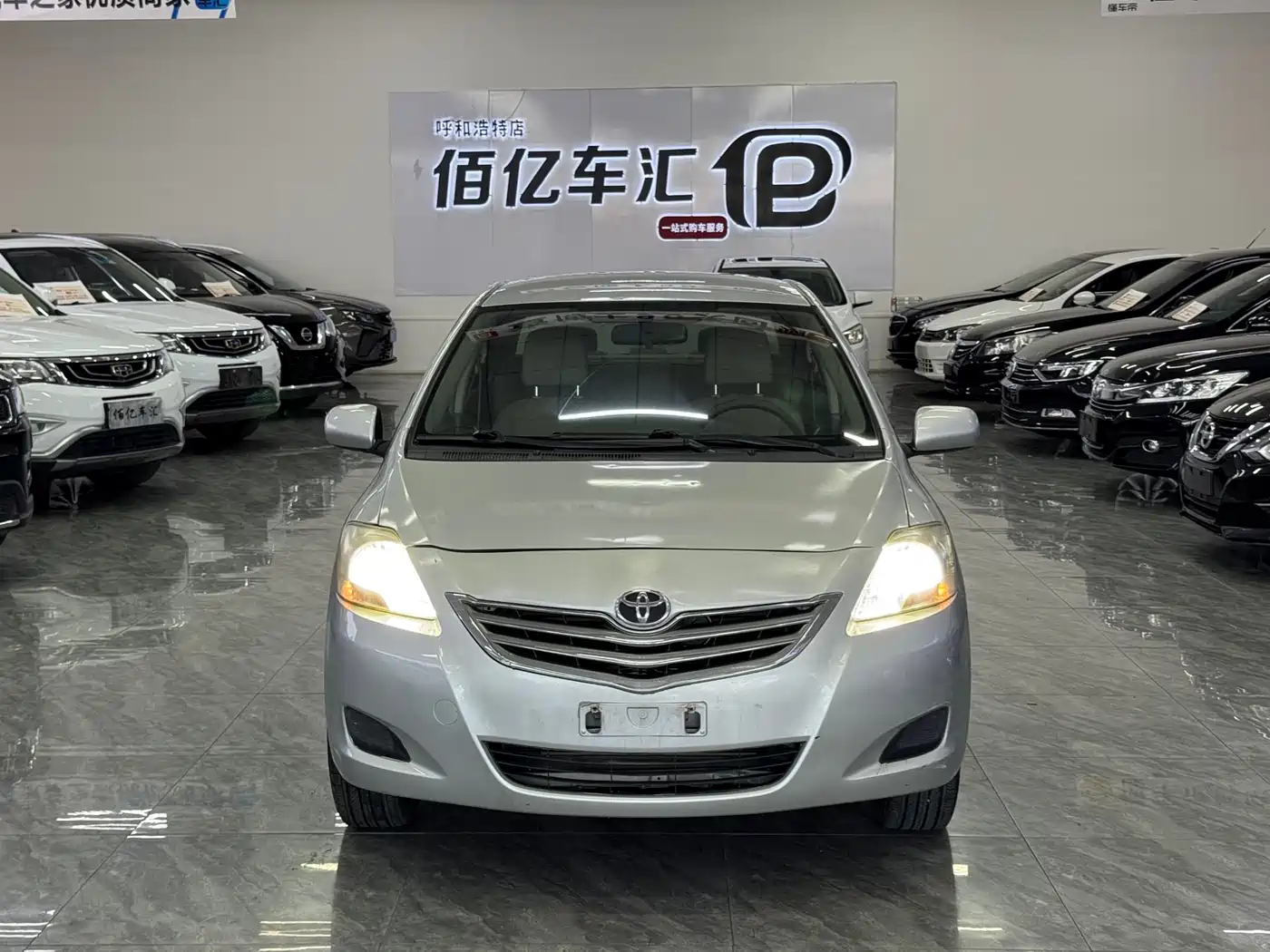 Toyota Vios 2010 1.3L GL-i MT фото 5