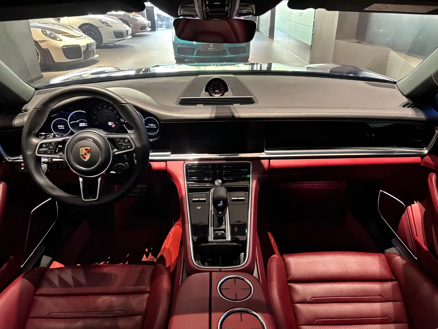 Porsche Panamera 2019 Panamera Executive Long Wheelbase 2.9T фото 14