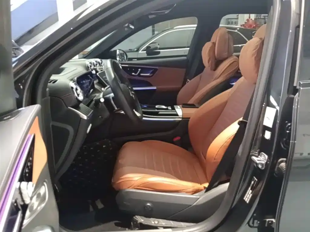 Mercedes-Benz GLC 2023 GLC 300 L 4MATIC Luxury 7-Seater фото 15