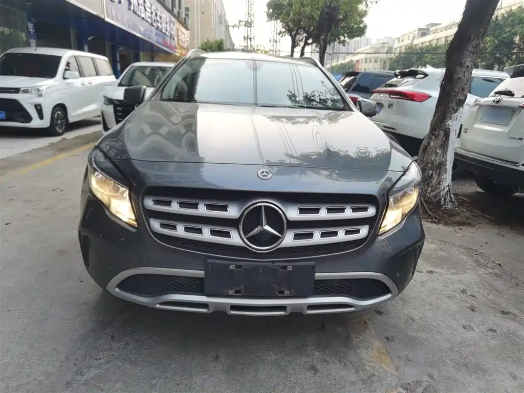 Mercedes-Benz GLA 2019 GLA 200 Dynamic фото 3