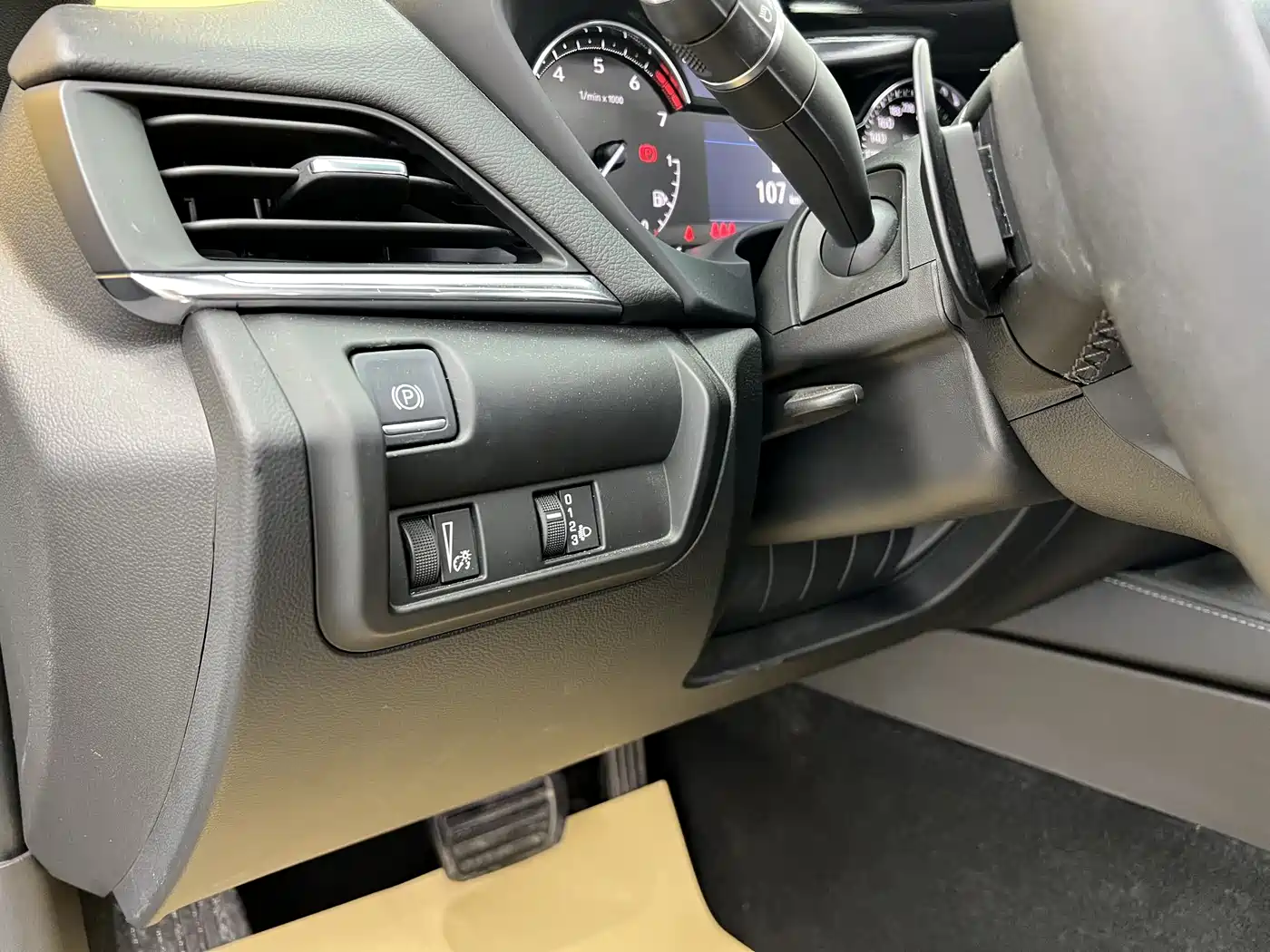 Cadillac CT4 2023 2022 28T Fashion Style