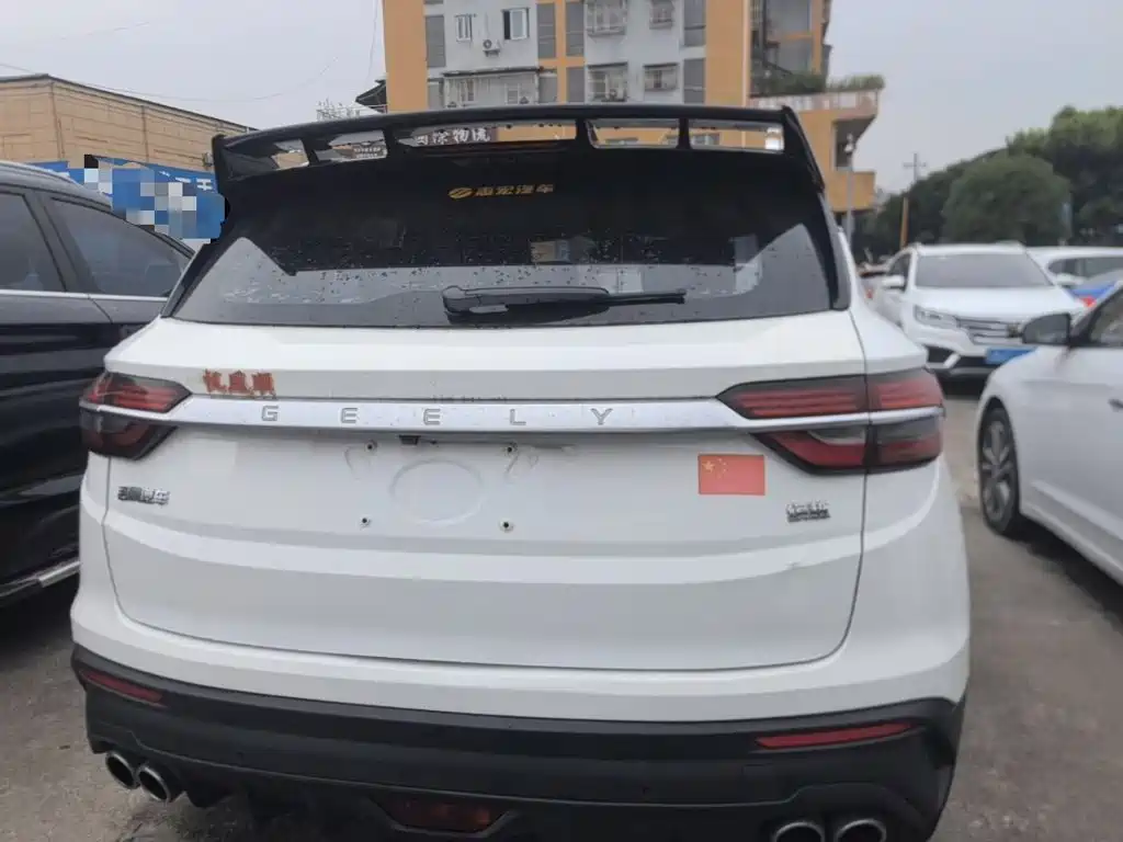 Фото 6 - Geely Coolray