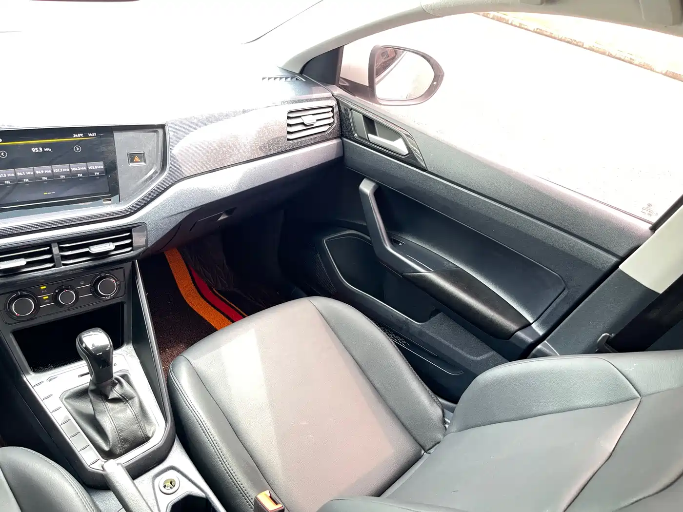 Volkswagen Lavida 2023 New Sharp 1.5L Auto Aspiration Edition фото 20