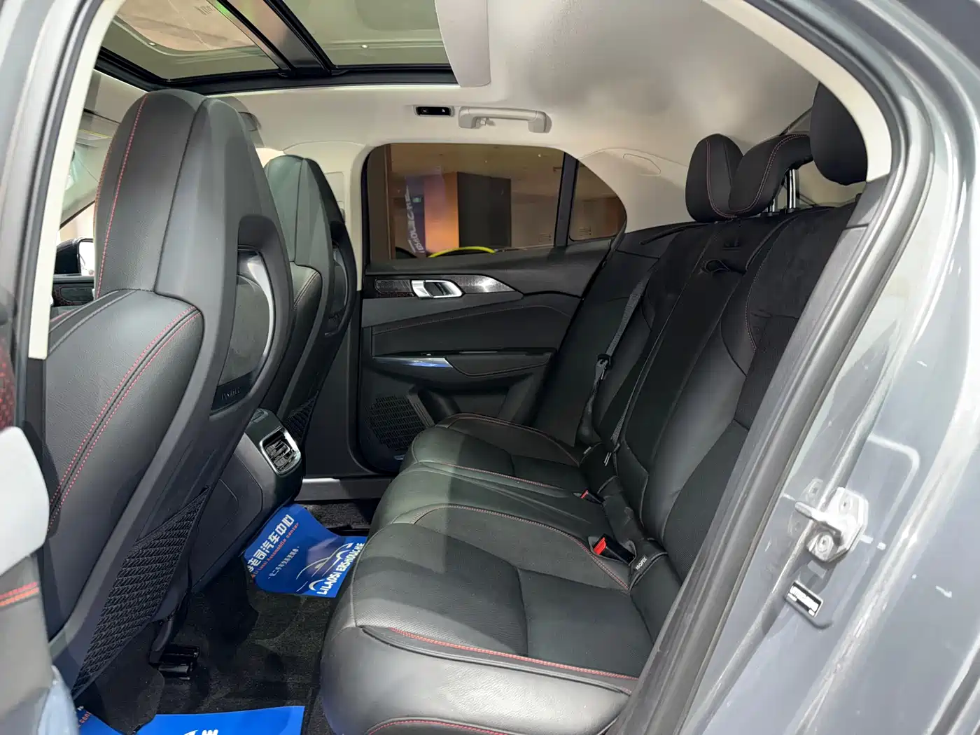 Lynk & Co 02 2018 1.5T DCT 2WD Power Pro Edition China V фото 20